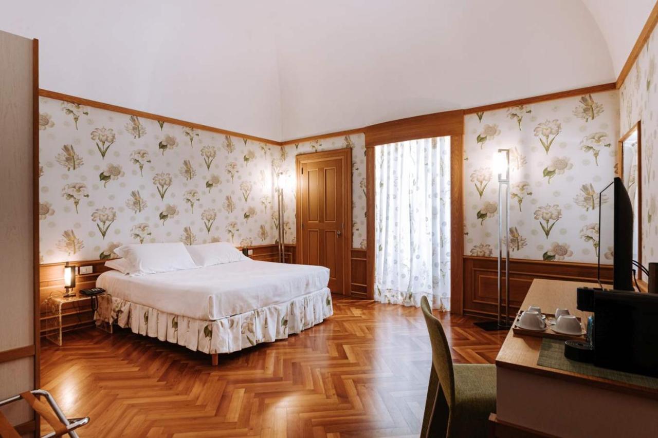 Santa Rosa Relais Otel Noci Dış mekan fotoğraf